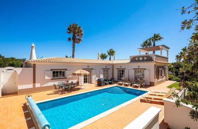 Nº48 Golfe Santo Antonio - 3 bedroom villa with pool