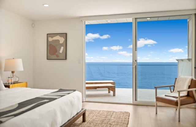 Noir Malibu Beach by Stay Awhile Villas