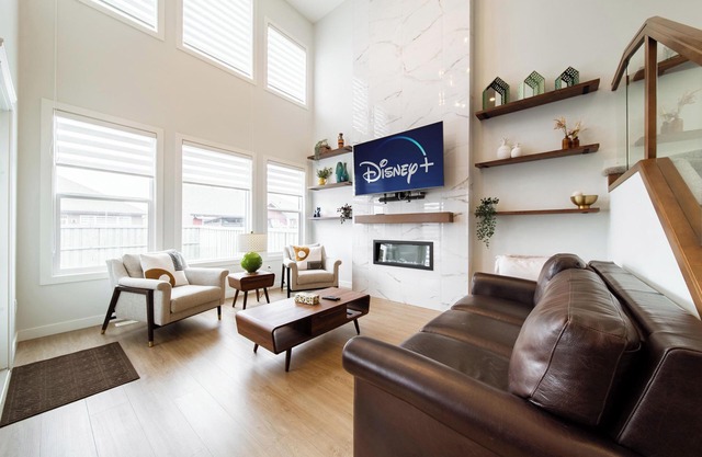 4BR Family Oasis | 5 Beds, Hot Tub | Near WEM, Trails & River Cree