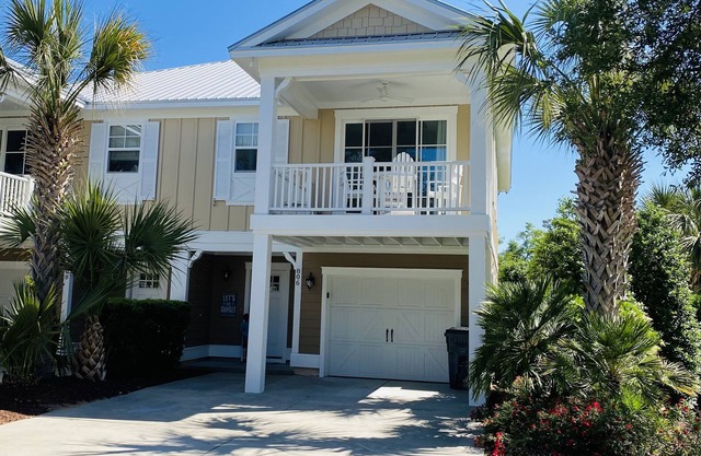 North Beach Resort Townhouse w/ pools/hot tubs/beach. All you need for kids!