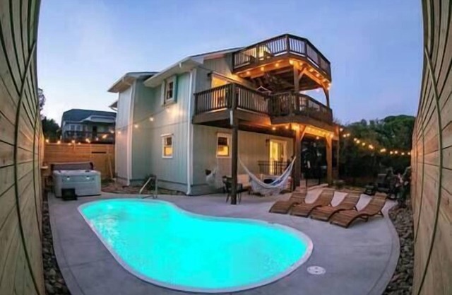 Tranquil 4th Row Ocean View w Pool & Hot Tub ... Book Your Dream Oasis Now!