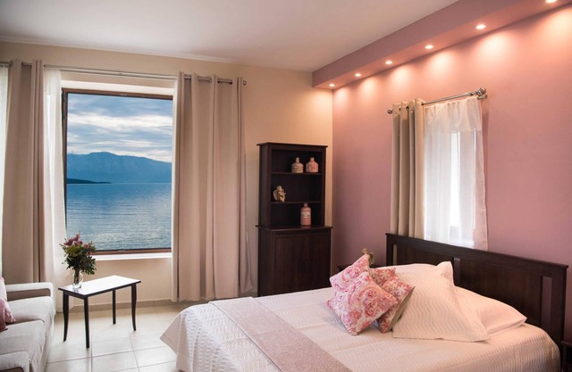 NV Pink Suite Nikiana Lefkada — AV Properties