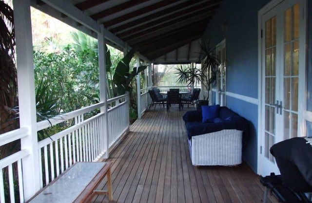 Oasis Queenslander Beach Escape