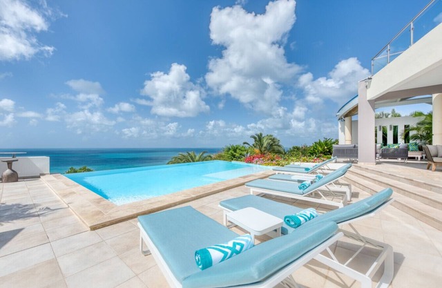 Ocean 5 Happy Bay 6 Bedroom Villa l Stunning Ocean Views l 2 beaches l close to Grand-Case dining