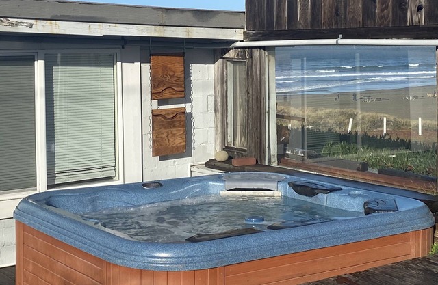 Frente al Mar / Hot Tub / Hot Rock Sauna / Mascotas / 2 NGT min / sillas de ruedas.