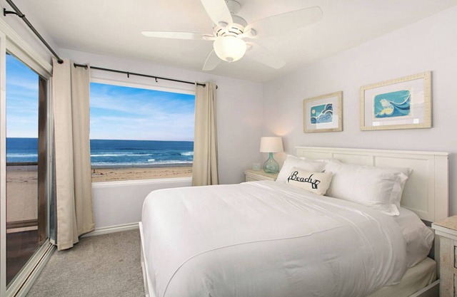 Frente al mar Mission Beach Penthouse!