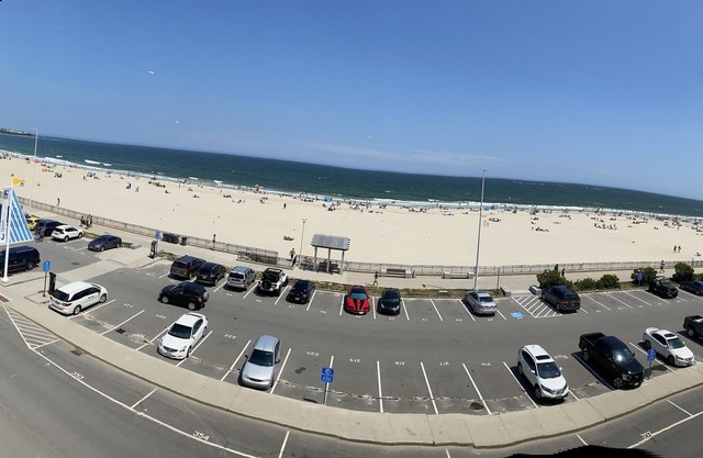 Ocean Front Pent House Beautiful Beach View Full Furnished Family Vacation Condo
