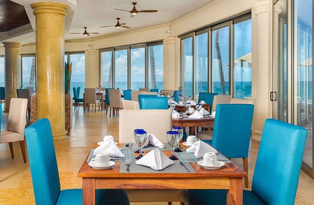 Ocean Front Suite Christmas week at Villa Del Palmar Flamingos, 2 bedroom.