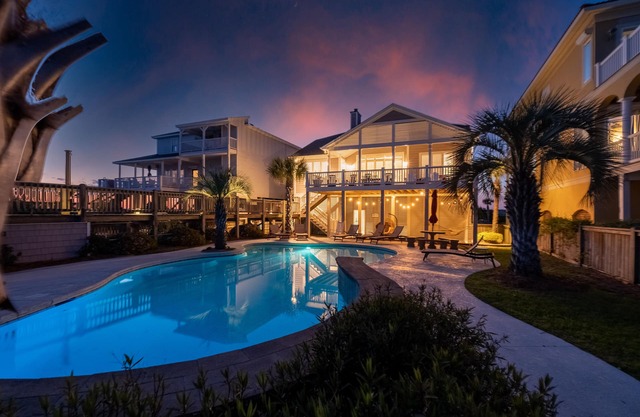 Ocean Isle Beach-Oceanfront & sound side home on gated West End --sleeps 20