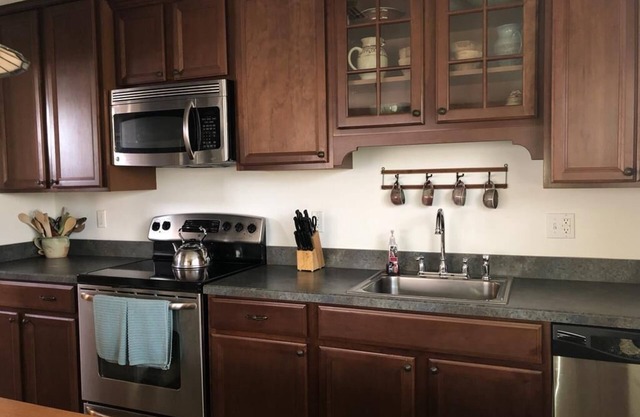 OCEAN SIDE HOME 6TH FROM THE OCEAN