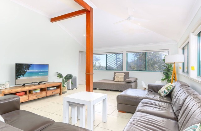 Ocean View 3 BED - Spacious Coastal Haven with Stunning Ocean and Park Views