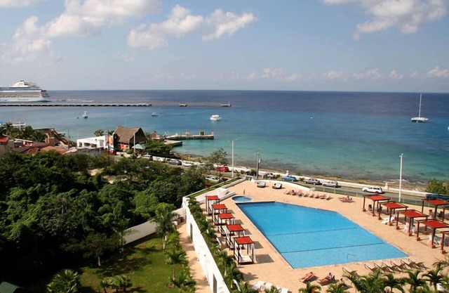 ¡Fechas de verano todavía abiertas! Con vista al mar, el único condominio de lujo de 4 habitaciones en Palmar