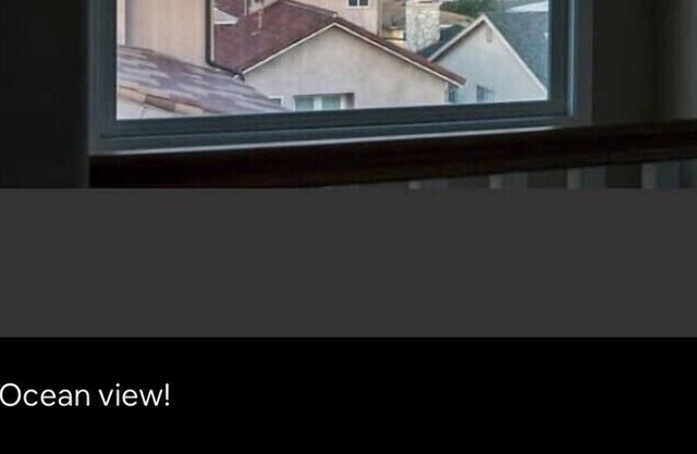 Ocean view beach house in south Redondo 3min drive to beach!