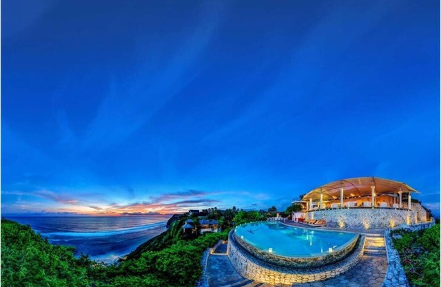 Indulge in Paradise: Private 2 Bed Deluxe Pool Villa at Exclusive Karma Kandara