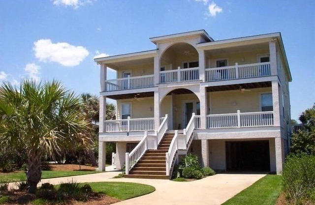 10% de descuento en septiembre / octubre! Majestic Home, New Floors, Great Beach Views Todos los comentarios de 5 estrellas