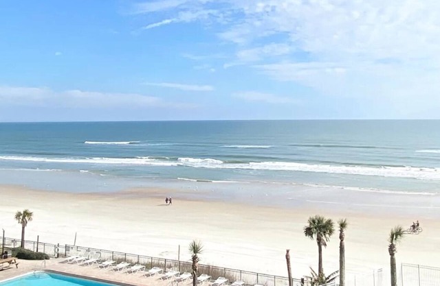 Ocean Vistas Condo 402 Ocean Views, Ocean Front Pool and Beach Access