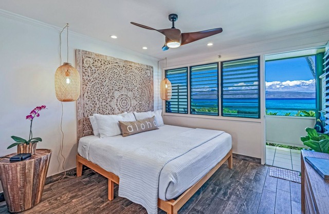 Oceanfront Overlooking Napili Bay-Amazing views-Studio living-5 star-book now