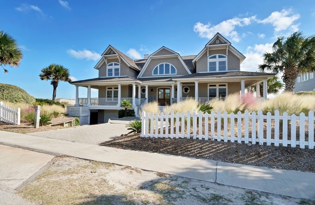 Oceanfront, East Beach, Occupancy 12, Four Bedroom Home