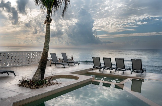 Hermosa casa 5/5 frente al mar con piscina privada y pases Omni Resort!