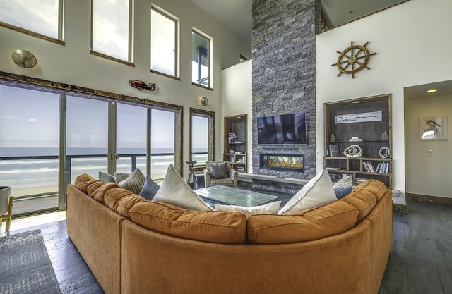 Casa elegante de Newport con jacuzzi y sauna en la playa