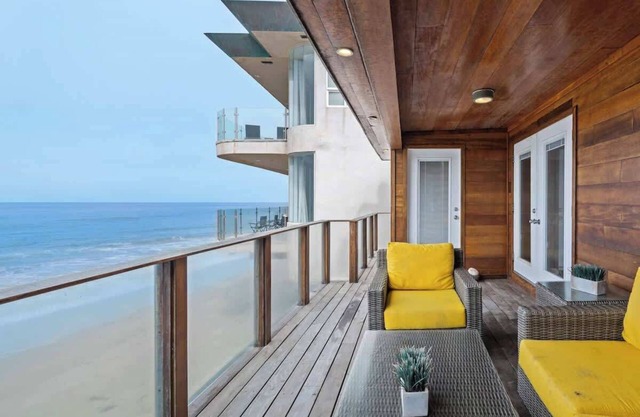 Oceanfront Malibu Retreat