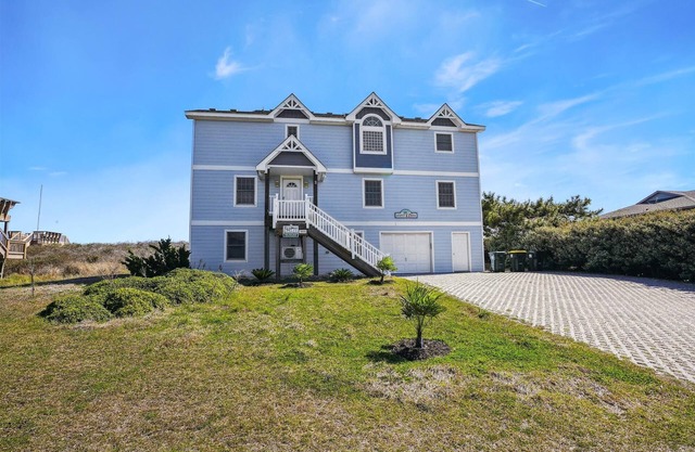 Oceanfront, Private Pool, Pool Table, Dog Friendly...Fun for Everyone!