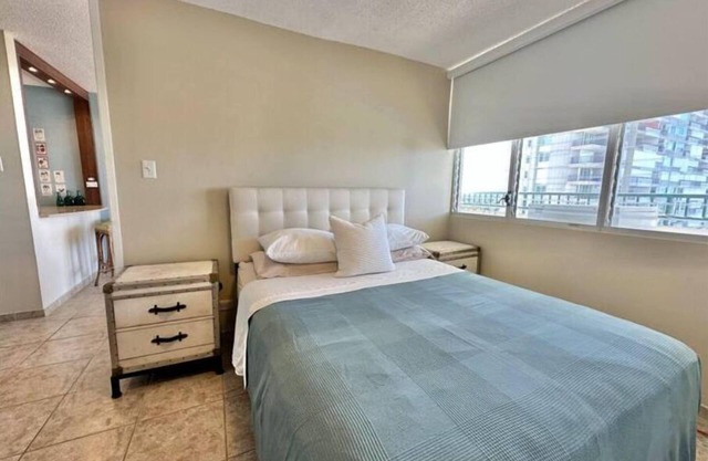 Oceanfront Private Apartment 1bed/1bath balcony