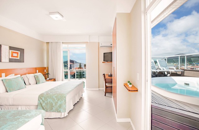 Oceania Park Hotel Spa & Convention Center