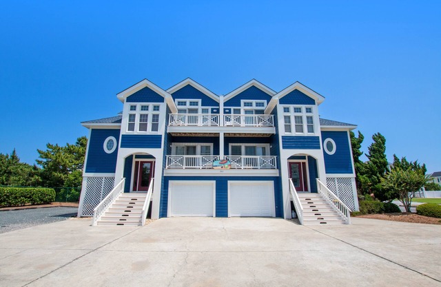 Oceanside, Hot Tub, Community Pool, BU15, Beach Ball