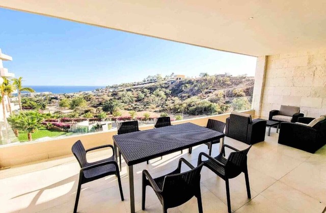 Oceanview Condo w/ Pool, Terrace & Near Beaches