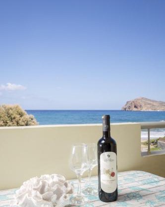Odysseus Aparthotel