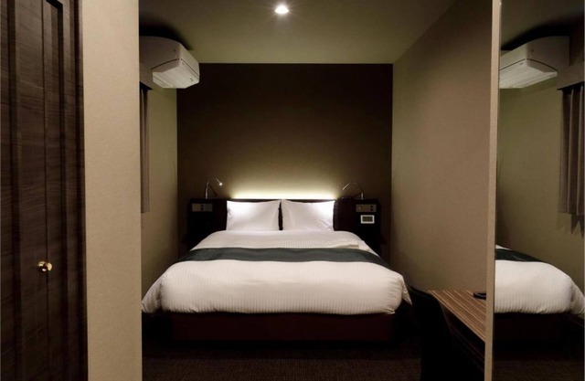 Offseason Standard double room Without meals / Minato-ku Tokyo