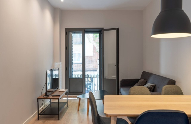 OLA LIVING GRACIA 1