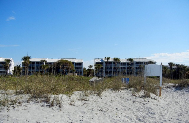 2 Bed + loft Beach Villa en la playa No Raods para cruzar Ascensor Top 2 pisos