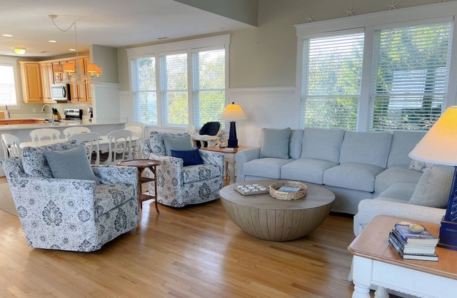 On the dunes of Bramble Reach overlooking Atlantic Ocean! Screened in porch to take in ocean breeze