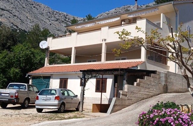 Apartamento de una habitación con terraza y vista al mar Ivan Dolac, Hvar (A-24264-c)