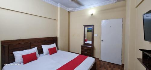 One Bedroom studio apartment with kitchen