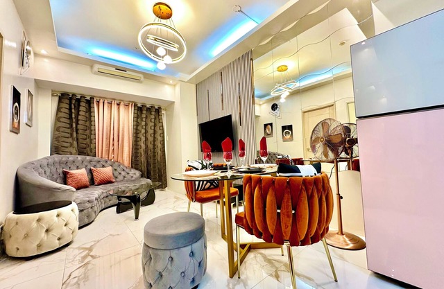 One of a Kind Elegance IG-Worthy Suite w/ Bathtub & PS5 @ SM North & Ayala Malls
