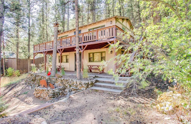 NUEVO: Green Mountain Falls Summer Home