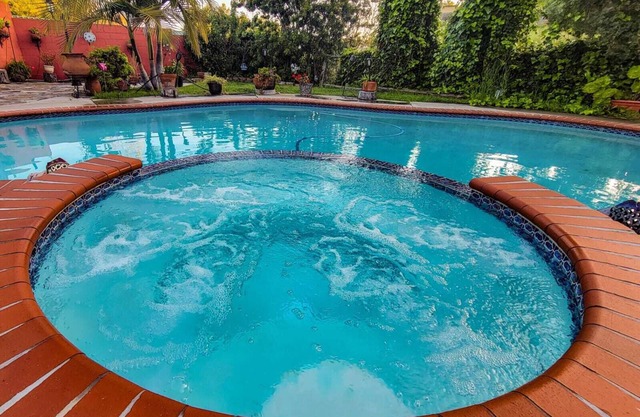 One story home w/ large yard and everything you need in a home away from home.