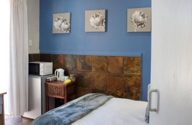 Orchard Guesthouse Twin Room