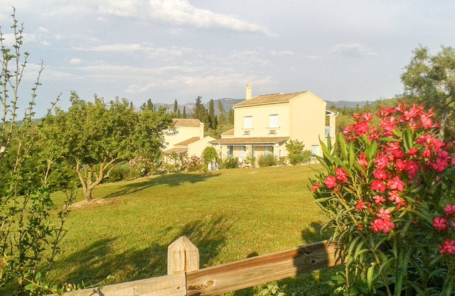 Orchidea 2BR Cottage en Aroggia Farm por JJ Hospitality