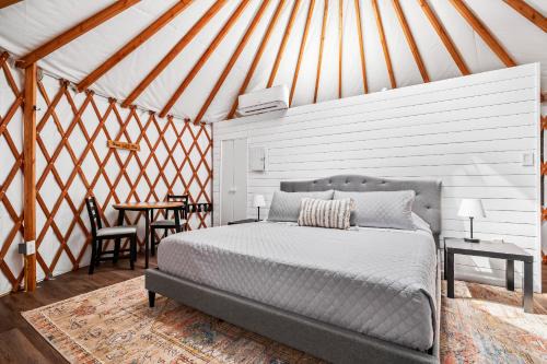 OT 3515J Texas Yurt Haus Javelina