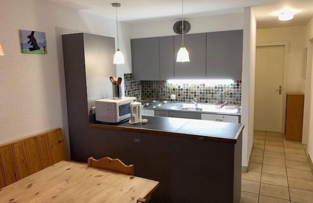 Exterior: apartamento en el 1er piso con gran terraza al sur de aprox. 85 m2, para 6 personas - Inter.