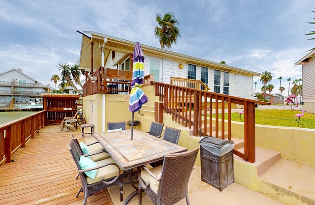 Oyster Drive Bungalow | House in Port Isabel with SpaceX Views!!