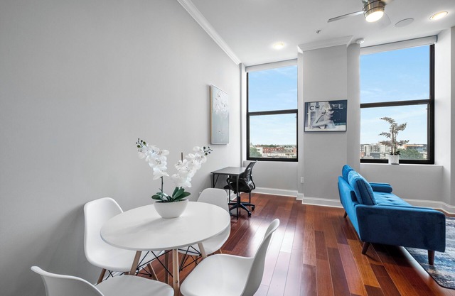 Palatial 1BR w/ Rooftop Pool