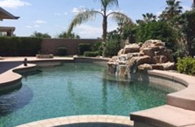 Palm Desert House 5 dormitorios con piscina y spa