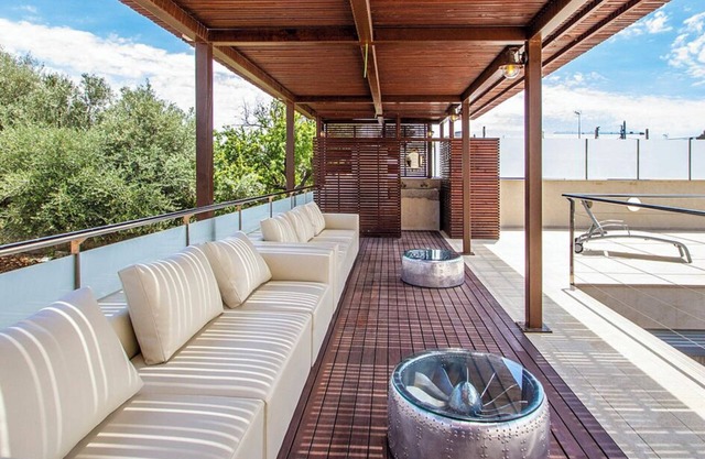 Palma Rainbow - Twelve Bedroom Villa, Sleeps 24