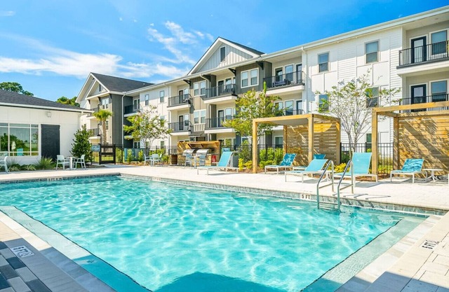 Panama City Escape | 3BR Apt w/Pool & Balcony!