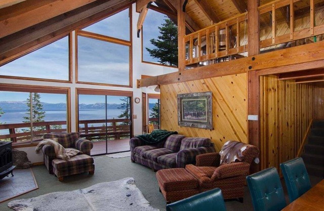 Lago Azul: vista panorámica del lago Tahoe, acceso privado a la playa de arena-boya posible
